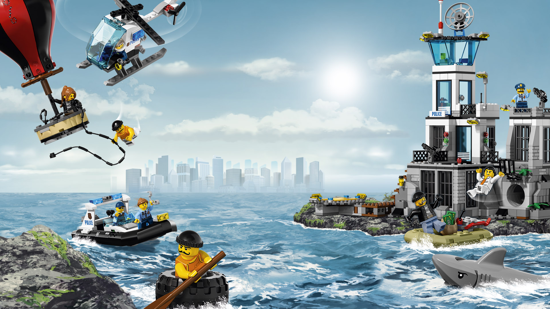 Lego Prison Break - Police chase escaping criminals by sea