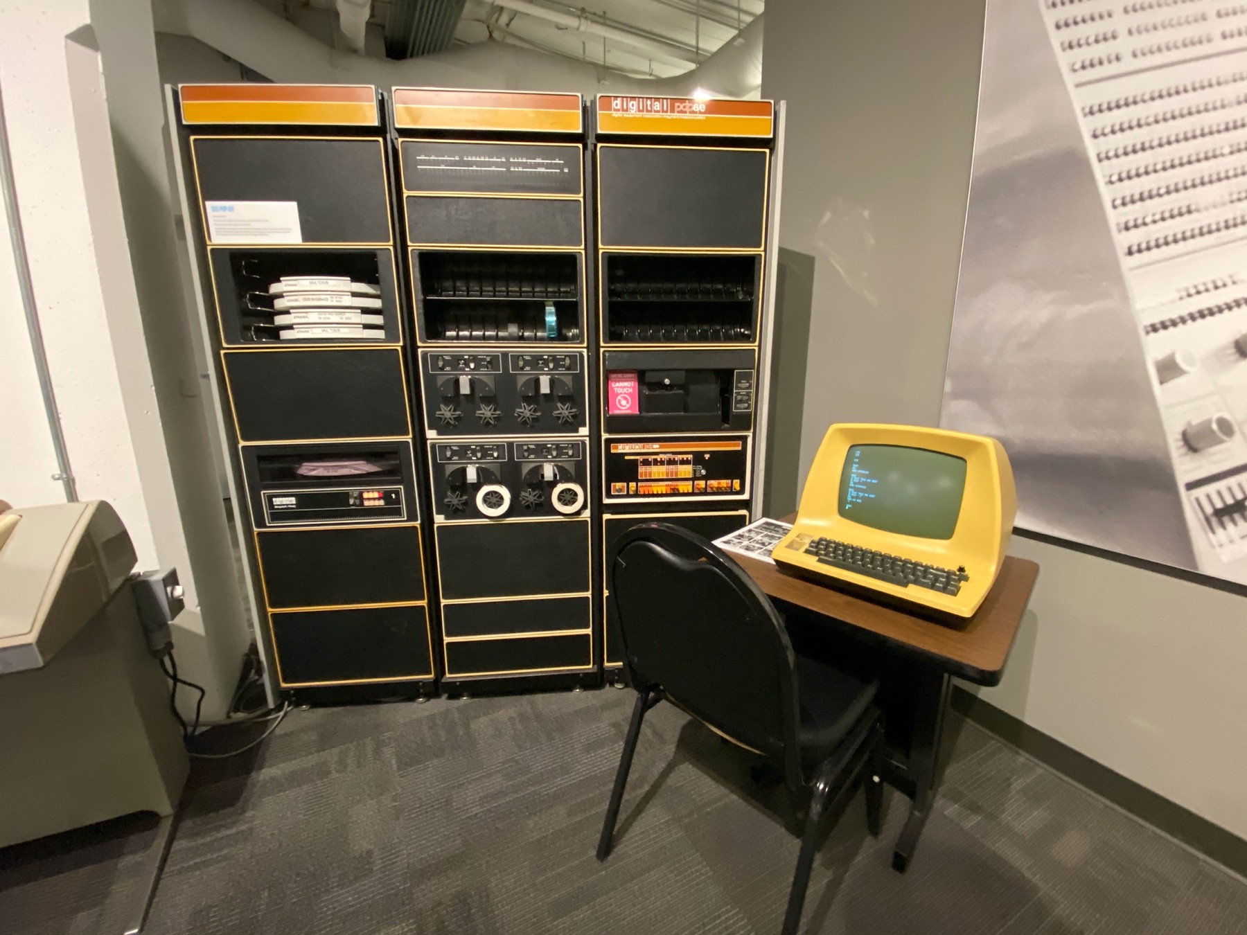 Living Computers Museum 4 - Museum Computer Lab digital server