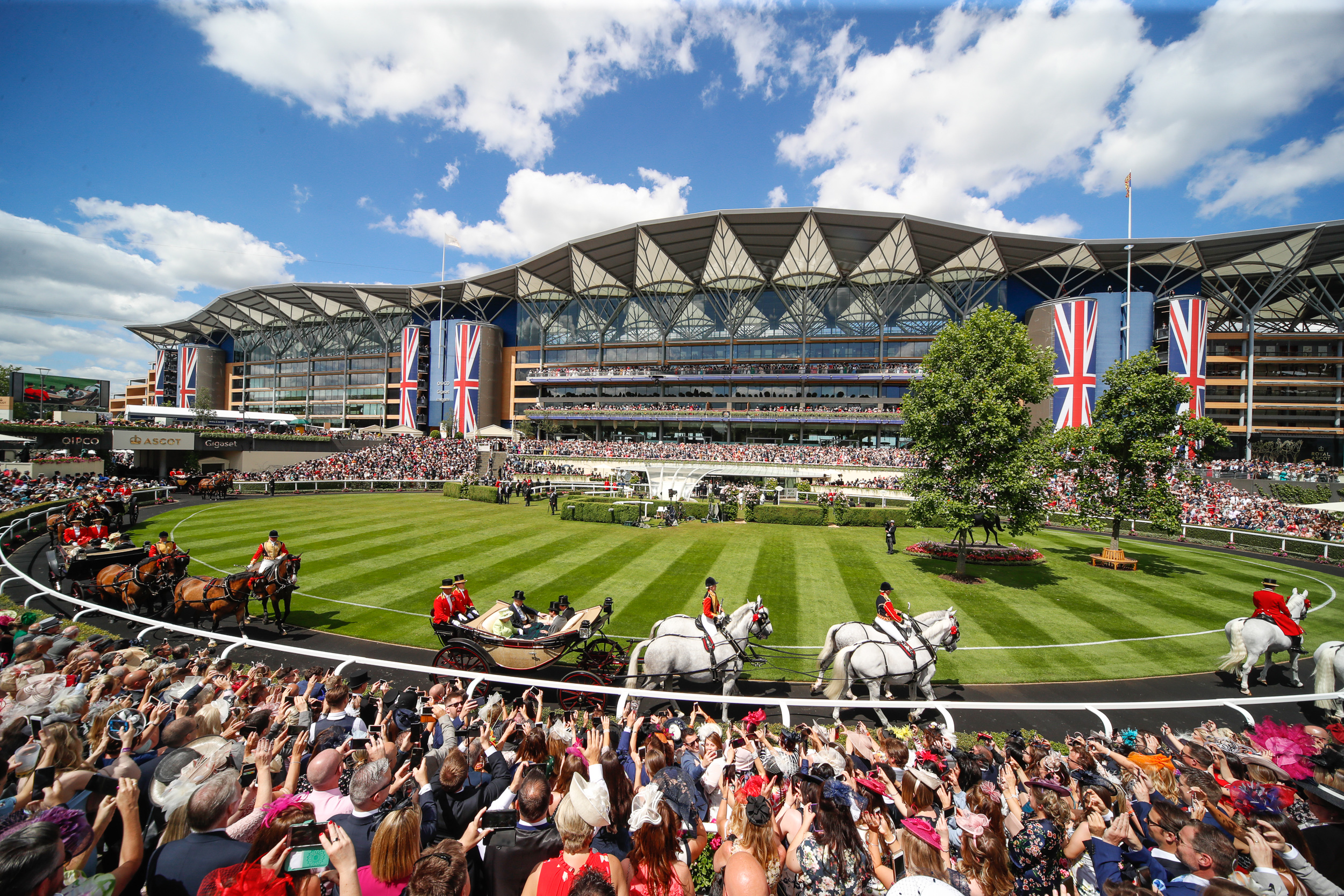 Royal Ascot 2 - Horse Racing Stadium