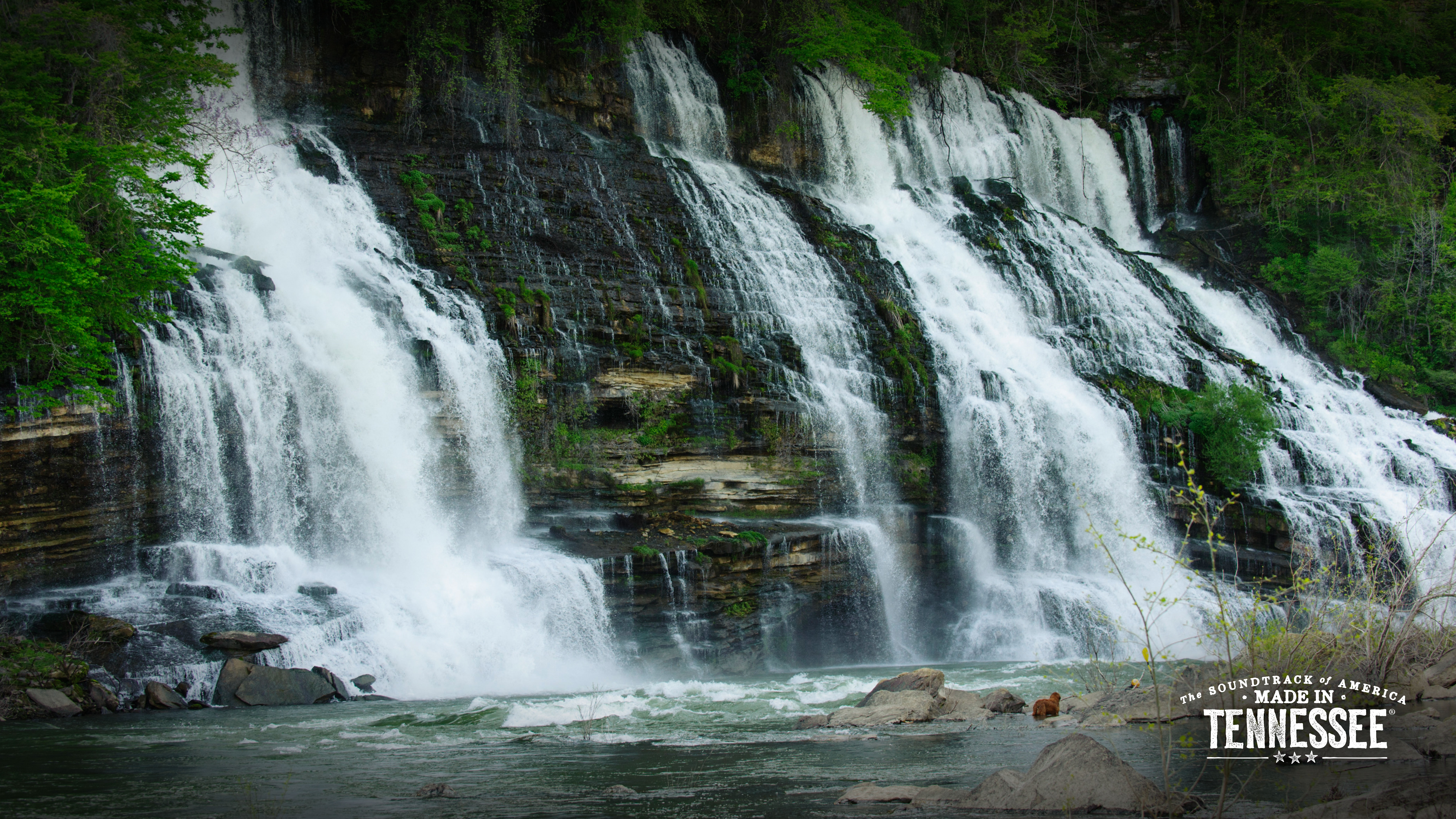 Tennessee - Waterfall at Lake State Park in Tennessee