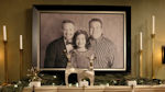Modern Family 4 - Mantlepiece with family picture